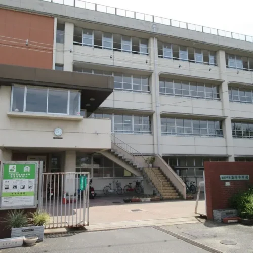 柏原市立 玉手中学校