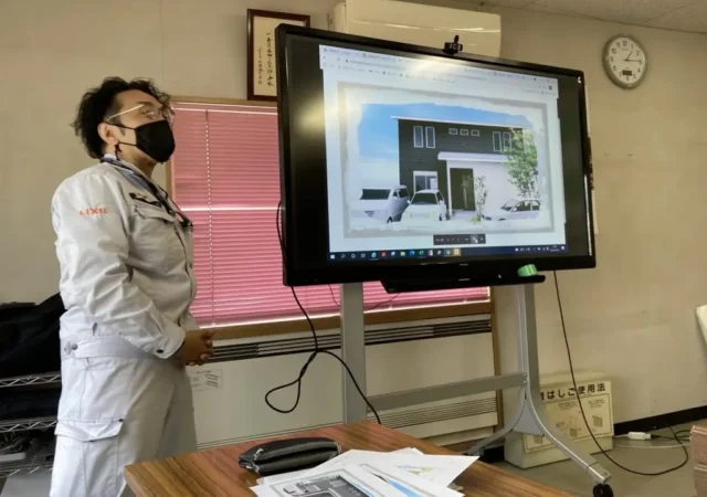 「新しいモデルハウスを建てます!!」